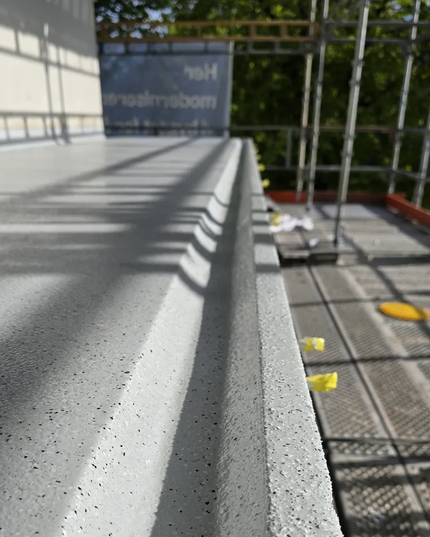 Polyuretan balkong etablering 