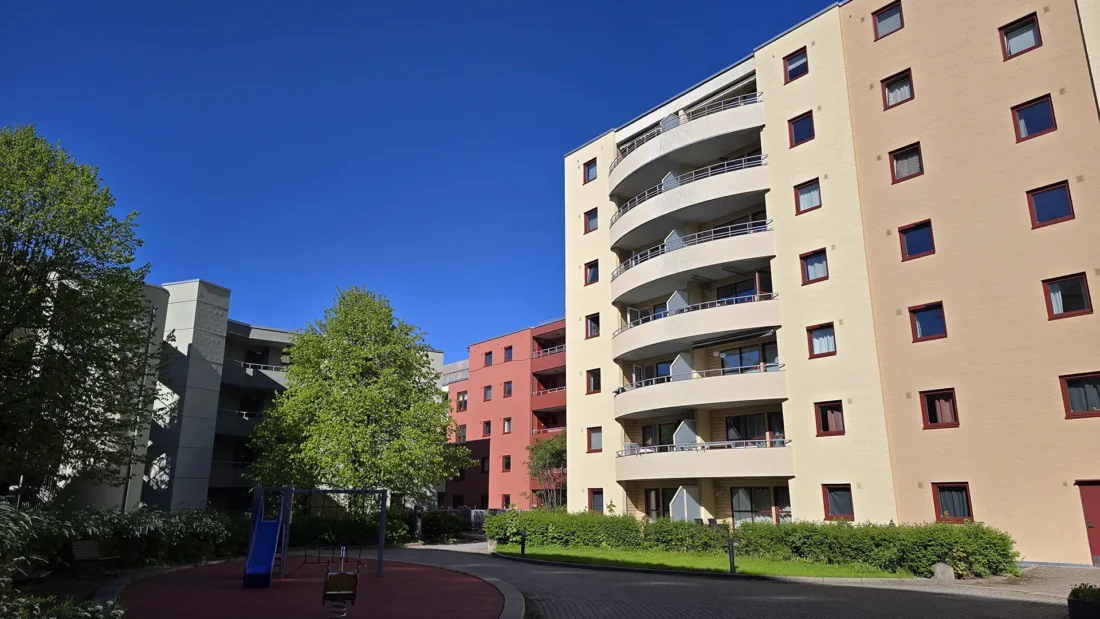 bakgården og deler av bygningsmassen av jordal terrasse borettsalg
